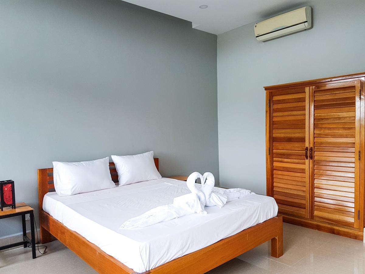 Two Moons Resort Kampot Exterior photo